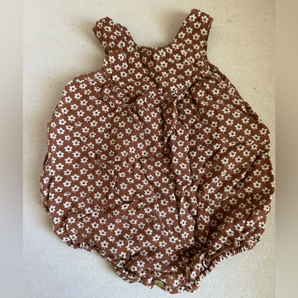 Rylee & Cru Floral Onesie. 3-6 mo. Great Condition.